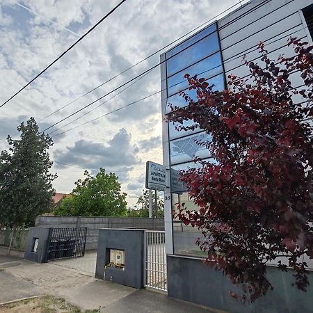 Aqua Apartman Satu Mare Dış mekan fotoğraf