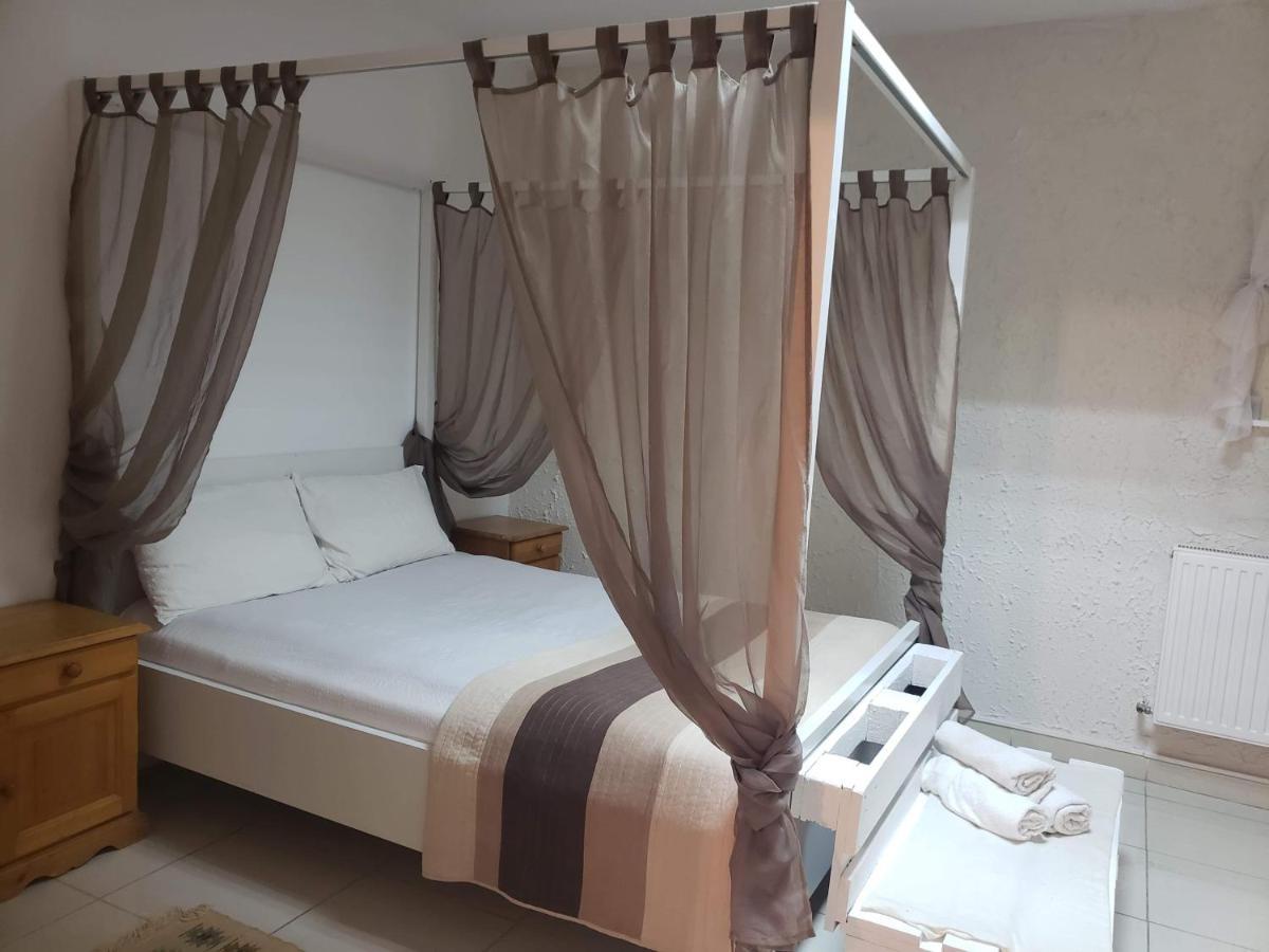 Aqua Apartman Satu Mare Dış mekan fotoğraf