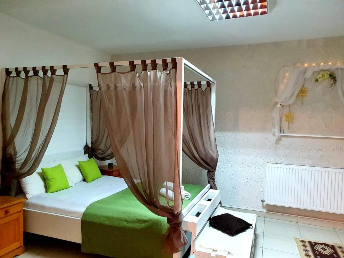 Aqua Apartman Satu Mare Dış mekan fotoğraf